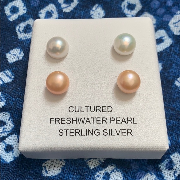 NWT Freshwater Pearl Earring Studs - Picture 4 of 4